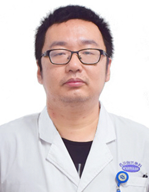 何靖川